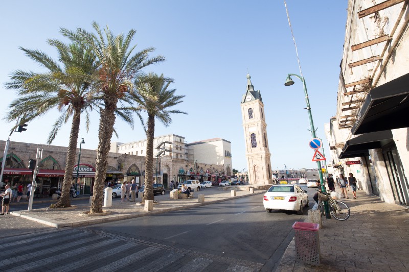 雅法古城 (Jaffa) 位於特拉維夫的西南邊，已是週末到海邊嬉戲、休息的旅遊區